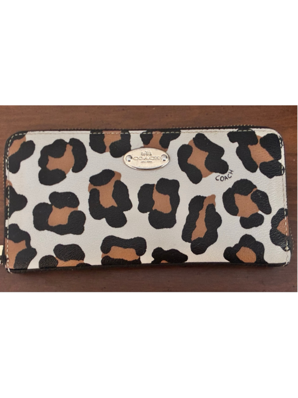Coach wallet leopard print gold hardware - Picture 1 of 10
